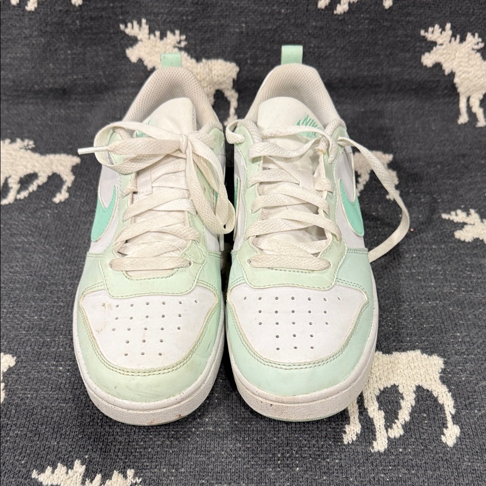 Nike Mint and White Athletic Shoes